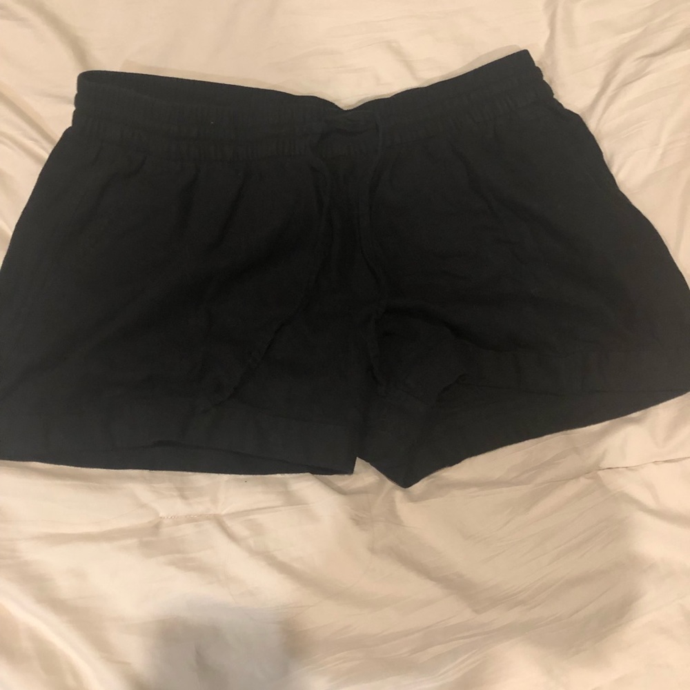 Black old navy shorts